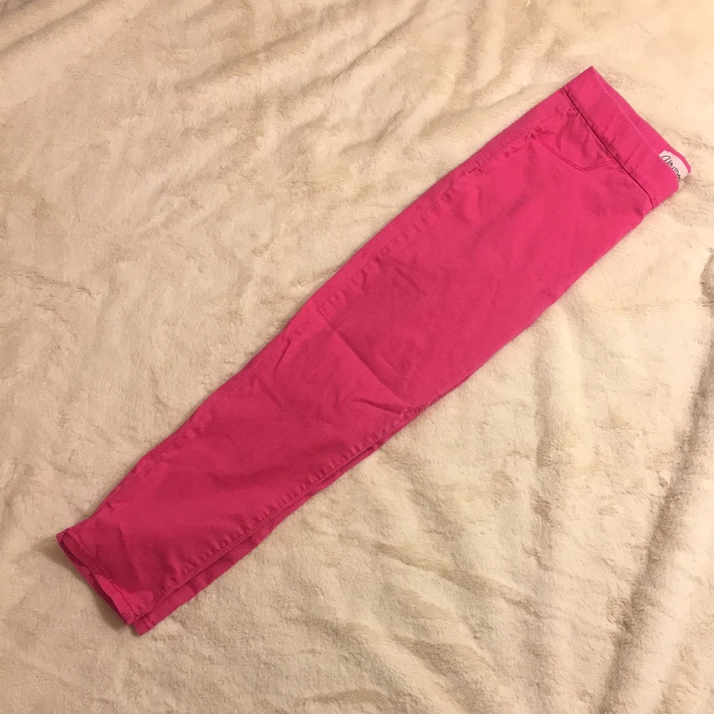 Cropped hot pink jeggings